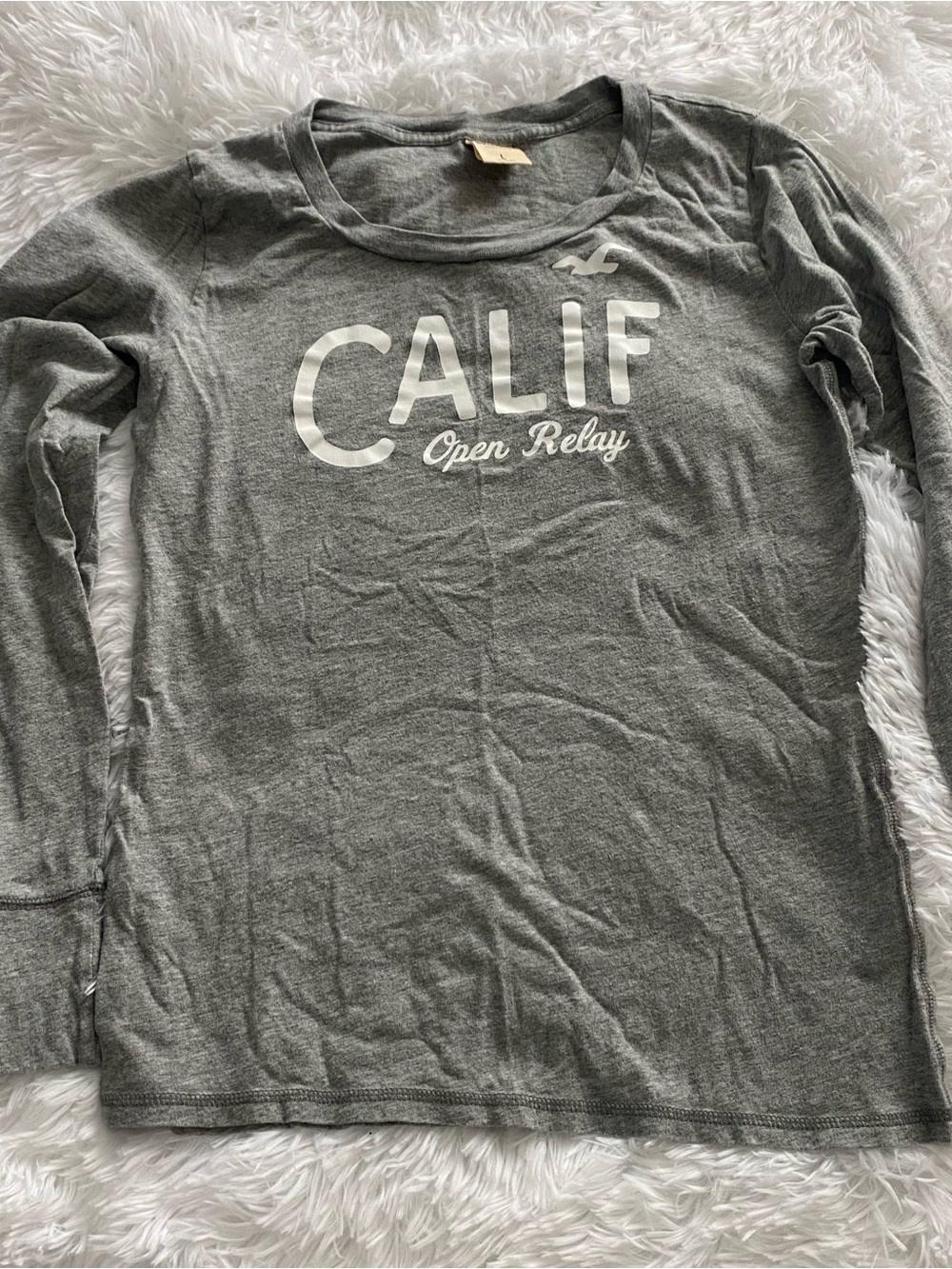 Hollister Gray Long Sleeve Tee